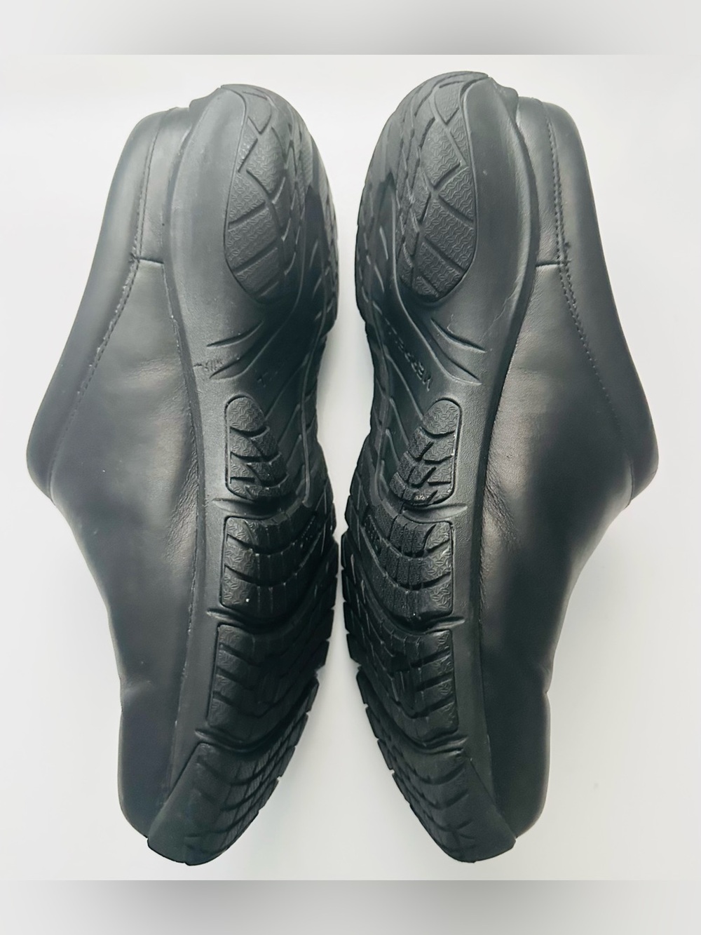 NWOT Merrell Encore Women’s Black Slip-On Comfort Loafers, Size 10 - Picture 4 of 6
